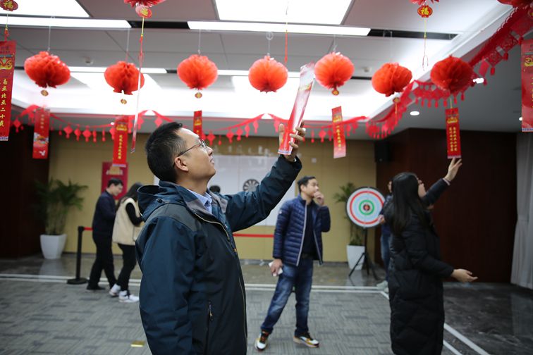 奥马资料今晚开什么