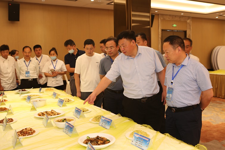 奥马资料今晚开什么